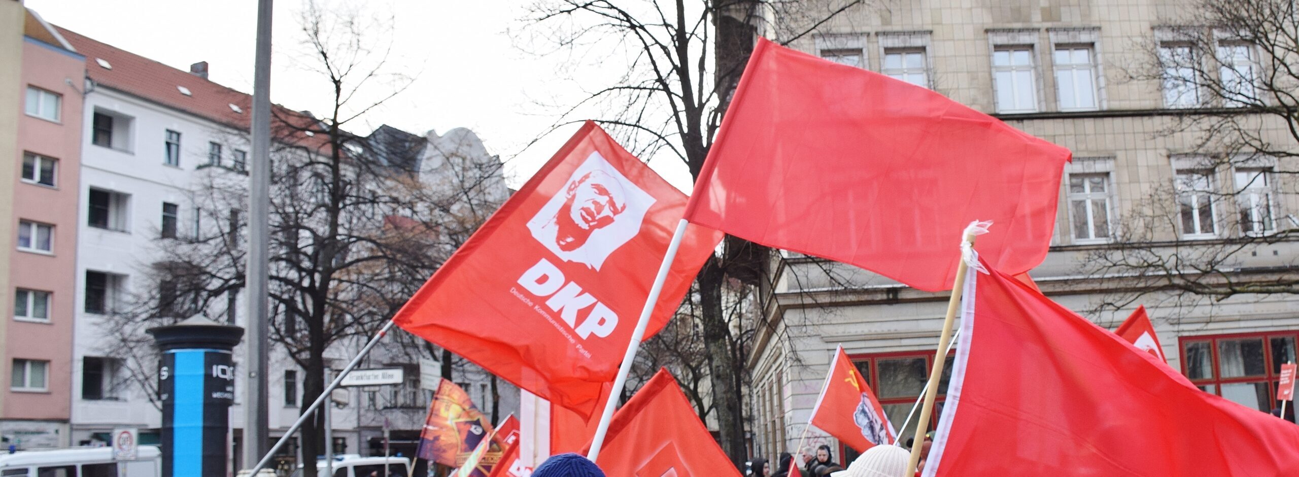 Solidarität mit der DKP!