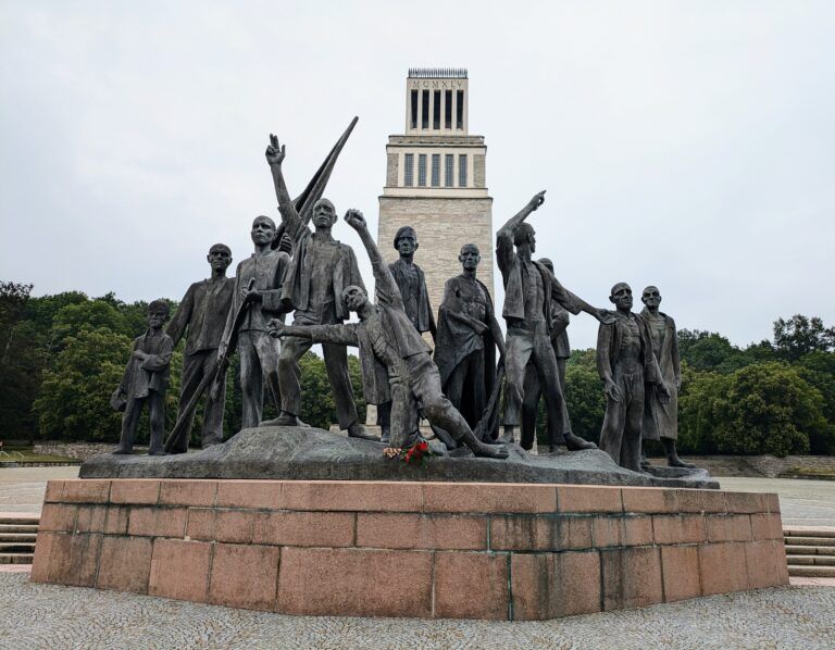 Zur Verdrehung der Botschaft von Buchenwald