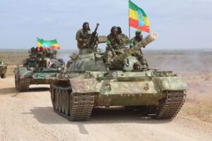 AMISOM Public Information via Wikimedia (https://commons.wikimedia.org/wiki/File:Ethiopian_military_serving_under_the_African_Union_Mission_in_Somalia_in_sector_4_based_at_Beletweyne_carried_out_live-fire_drills.jpg), CC0 1.0 (https://creativecommons.org/publicdomain/zero/1.0/deed.de)